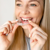 img-newparkorthodontics-treatmentinvisalign-comfort
